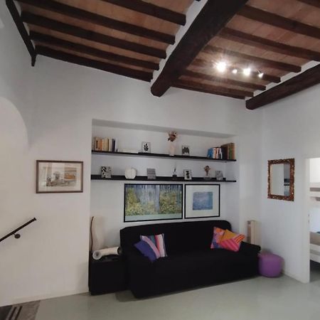 Historic Center Apartment With Private Garage モンタルチーノ エクステリア 写真